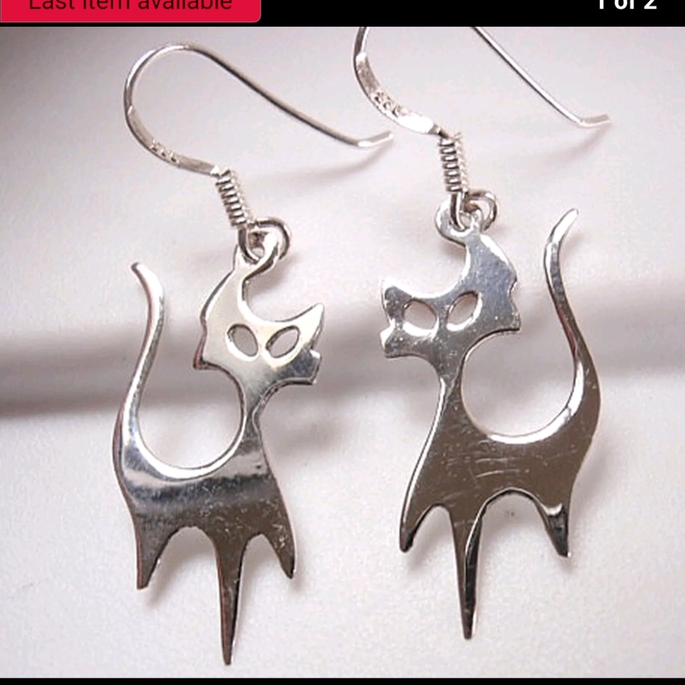 NWOT .925 Sterling Silver Dainty Kitten Earrings